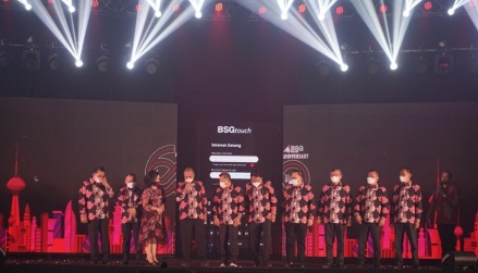 Bank SulutGo Luncurkan Aplikasi BSGtouch di HUT ke-60
