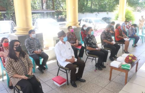 Sekda Tomohon Ikuti Sosialisasi Penggunaan Dana Hibah