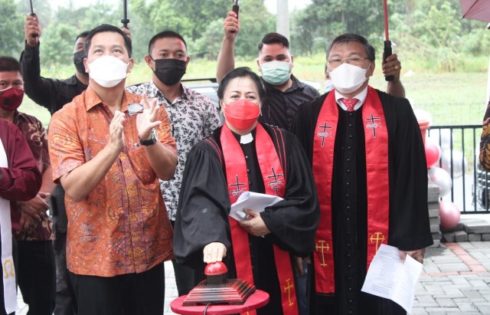 GMIM Rut Suwaan Jadi Jemaat ke-1.025, Wagub Harap Jadi Sumber Inspirasi