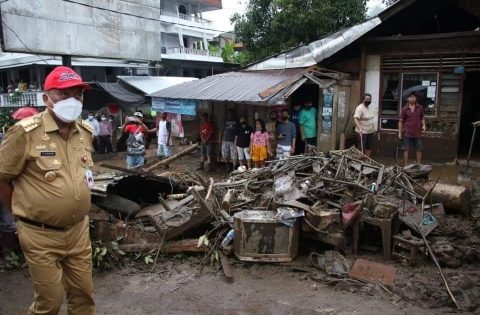 Olly Dondokambey Segera Lakukan Penanganan Pasca Bencana Mitra