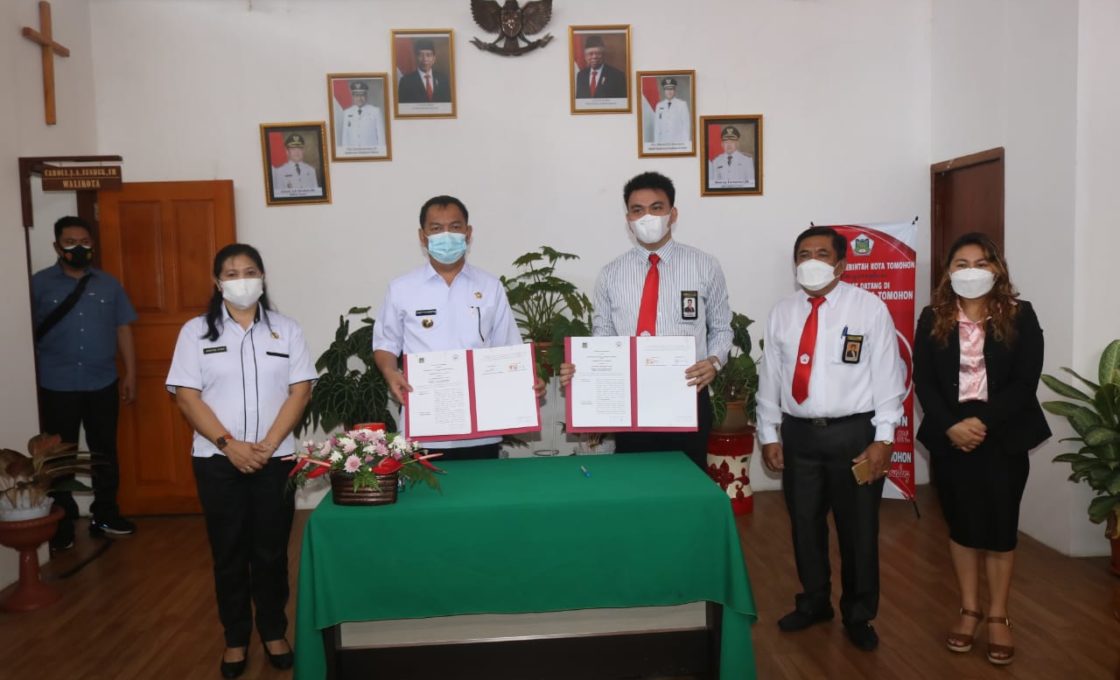 Bangun Dunia Pendidikan, Pemkot Tomohon Teken MoU Dengan Unsrit