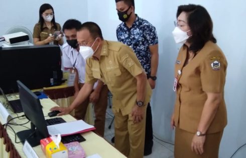 Wawali Tomohon Ajak Peserta Ikuti ANBK Dengan Baik
