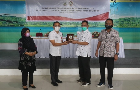 Banggar DPRD Gorontalo Timba Ilmu di Tomohon