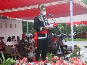 Peringatan Hari Guru di Tomohon, Wakil Wali Kota Bacakan Sambutan Menteri