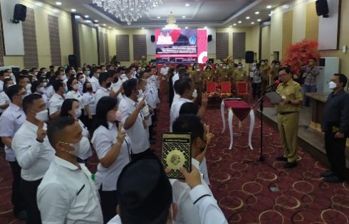 Coreng Dunia Pendidikan Sulut, Olly Dondokambey Copot Jabatan Kepsek