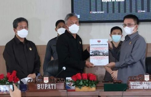 Paripurna LKPJ Bupati dan Wakil Bupati Tahun 2021, DPRD Minsel Sampaikan Sejumlah Rekomendasi