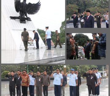 Olly Ziarah ke Makam Para Mantan Gubernur Sulut di TMP Kalibata