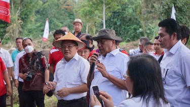 Olly Dondokambey Canangkan Gerakan GMIM Menanam dan Beternak