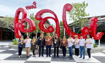 Prof. Sompie Jadi Penguji di Universitas Udayana Bali
