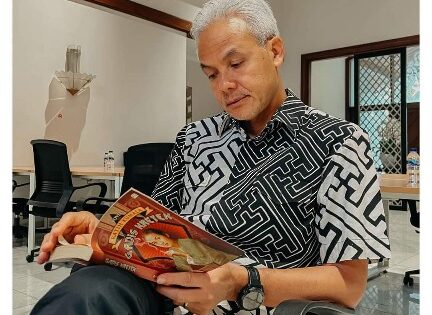 Dari Penjual Bensin Eceran, Sempat Cuti Kuliah, Kini Menjadi Calon Presiden RI