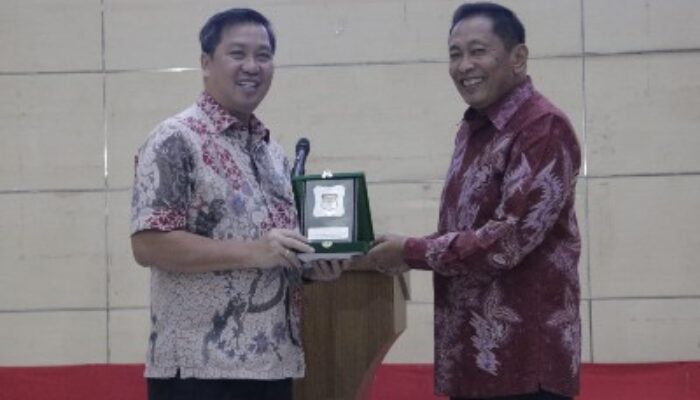 Wagub Kandouw Buka FGD Telaah 25 Tahun Implementasi Pancasila di Era Reformasi