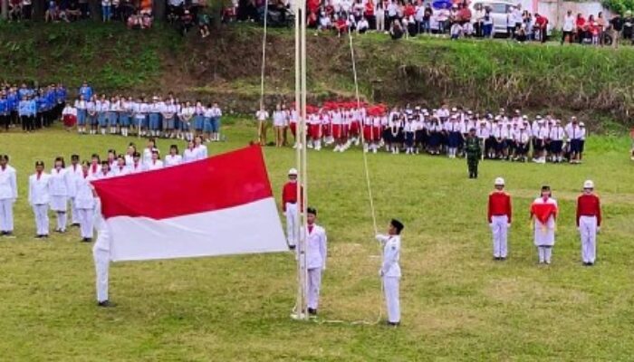 Khidmat, Upacara Detik-detik Proklamasi RI ke-79 di Kecamatan Kumelembuai