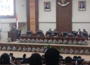 Sempat Terdiam Saat Sambutan, Momen Gubernur Sulut Yulius Silvanus Sapa Istri dan Anak-anak