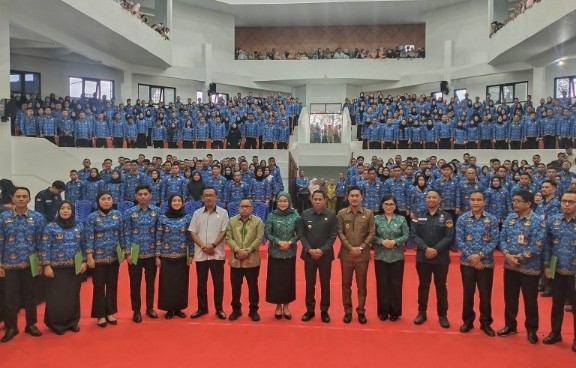 Wali Kota Wenny Gaib Ingatkan PPPK Baru Diangkat Dapat Bekerja Cerdas dan Terampil