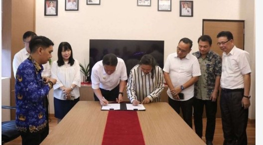 Pemkab Minsel Teken MoU Dengan Politeknik Negeri Manado