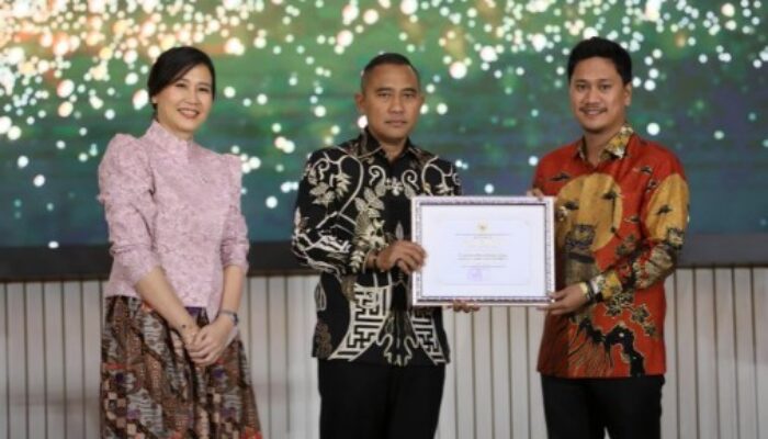 Pemerintah Kotamobagu Terima Penghargaan KLA Kategori Nindya 2025