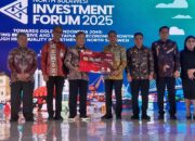 Bank SulutGo Salurkan Kartu Kredit Pemerintah Daerah di North Sulawesi Investment Forum 2025