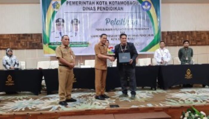 Wali Kota Kotamobagu Weny Gaib Buka Pelatihan Penggunaan Aplikasi