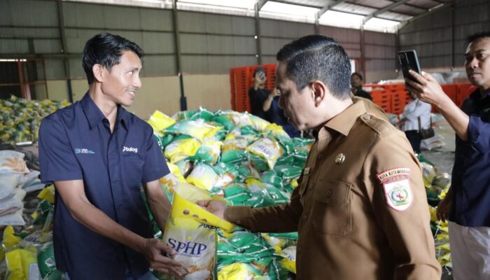 Wali Kota Kotamobagu Weny Gaib Kunjungi Gudang Perum Bulog BM Pastikan Stok Beras SPHP Aman