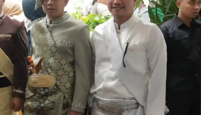 Wali Kota dan Wawali Kotamobagu Kenakan Pakaian Adat Daerah di HUT Provinsi Sulut