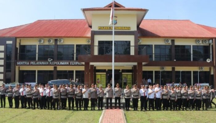 Kapolres AKBP Irwanto Dampingi Wakapolda Sulut Saat Apel Di Mapolres Kotamobagu