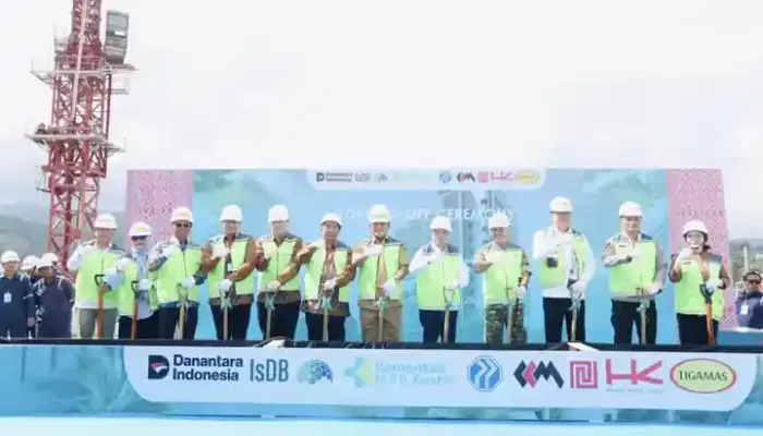 Tuntaskan Topping Off Gedung Kanker RS Kandou Manado, Simak Penjelasan Hutama Karya