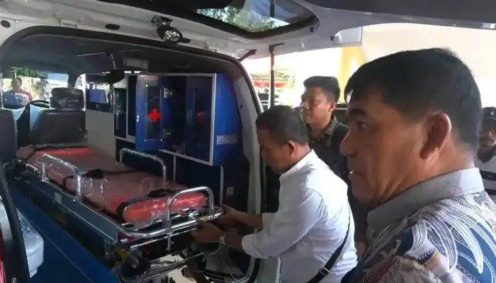 Bantuan Ambulans, YSK Jawab Kerinduan Umat Hindu Kembang Mertha