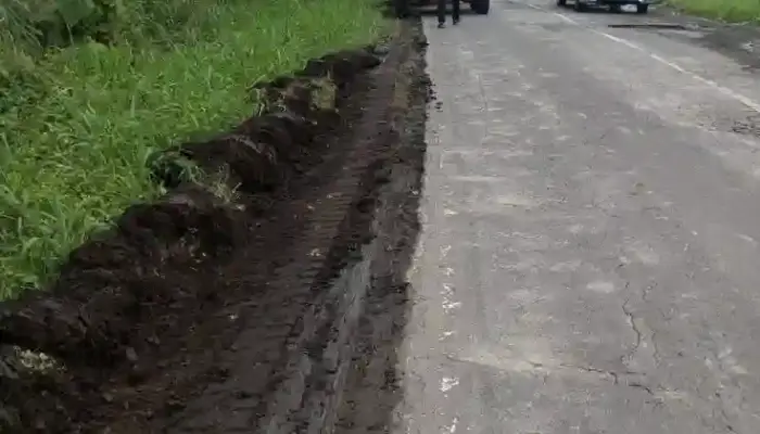 Mulai Grading Bahu Jalan, BPJN Sulut Rehabilitasi Minor Jalan Poigar – Kaiya – Maelang