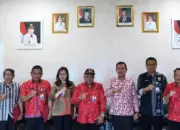 Serahkan Sprin Bupati, Wabup Fredy Tuda Ingatkan soal Kinerja Pejabat