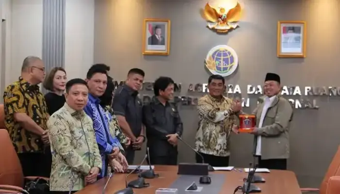 RTRW Tuntas, Gubernur Yulius Terima Surat Persetujuan Substansi dari Menteri ATR/BPN