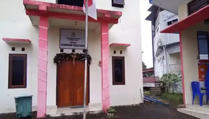 Sering Tinggalkan Wilayah, Lurah Tikala Ares Jadi Sorotan