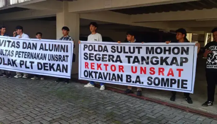 Aksi Protes di Fakultas Peternakan, Minta Polda Sulut Tangkap Rektor Unsrat