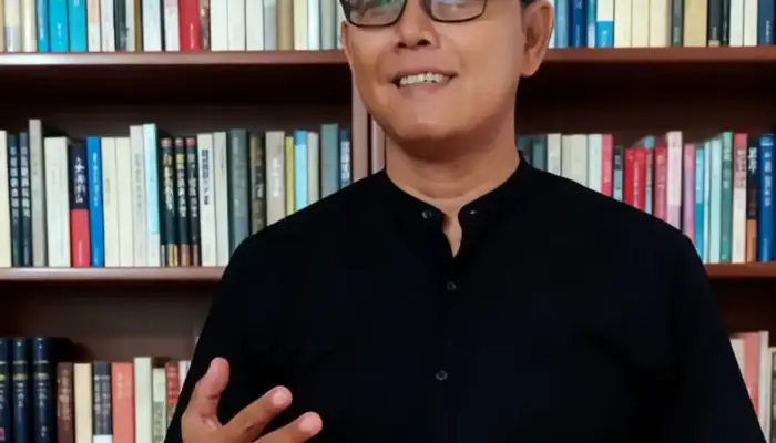 Potret Jalan Rusak di Sulut dan Krisis Tanggung Jawab Dalam Perspektif Hukum