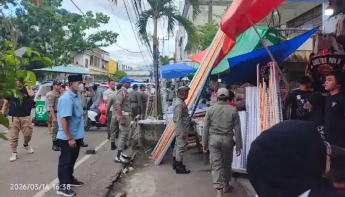 Pasar Senggol Liar Kian Marak, Pemkot Kotamobagu Lakukan Penertiban