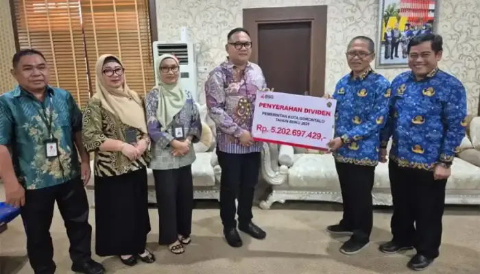 BSG Serahkan Dividen 5,2 M dan Bantuan 626 juta Untuk CSR ke Pemkot Gorontalo