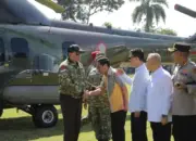 Suara Helikopter Pecah Pagi di Motoboi Kecil: Menhan RI Tiba, Disambut Hangat Weny-Rendy
