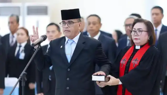 YSK Lantik Kaban BKD Sulut, Tegaskan Filosofi “Ilmu Padi” bagi ASN